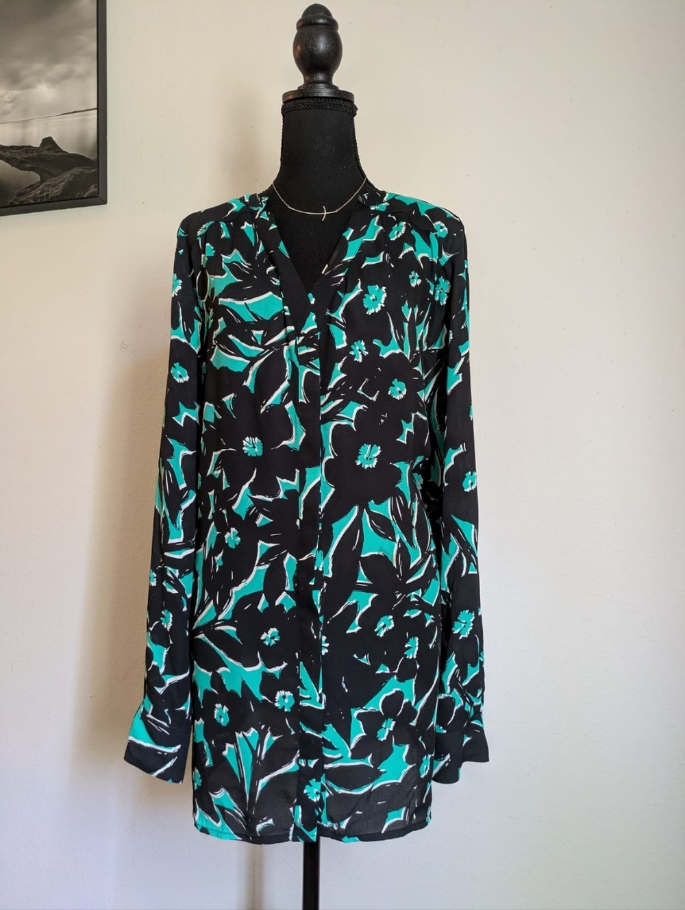 Apt. 9 Woman 3X Teal Floral V-Neck Blouse Long Sleeve